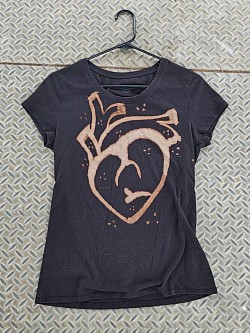 'monster bite' tank top crop